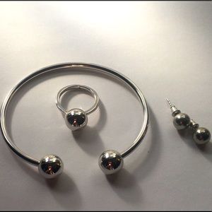 4 pc Set Stainless Bangle Bracelet Ring Earrings